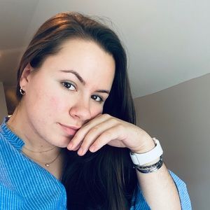 Meet your Posher, Lydia